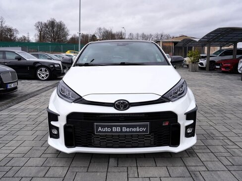 Toyota Ostatní Hatchback 1,6 l 192 kw