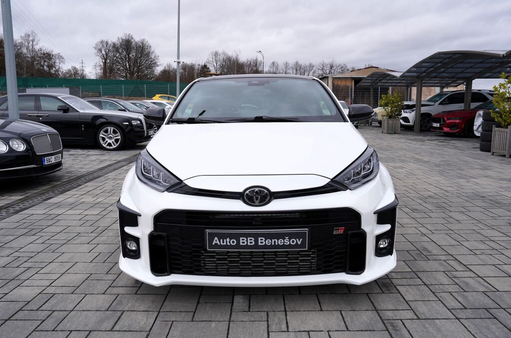 Toyota Ostatní Hatchback 1,6 l 192 kw