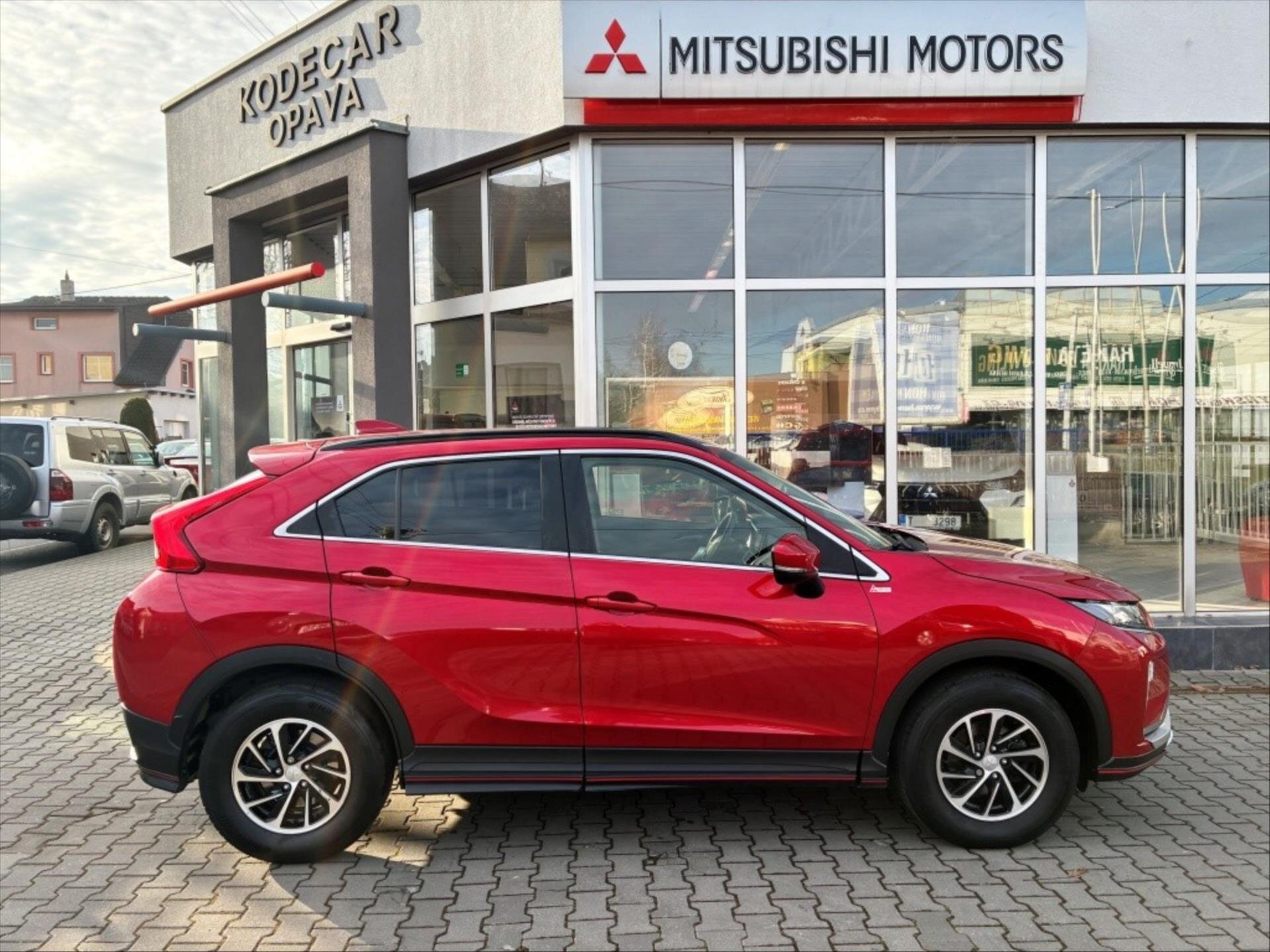 Mitsubishi Eclipse Cross SUV 1,5 l 120 kw