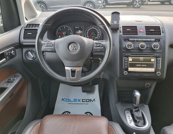 Volkswagen Touran 14