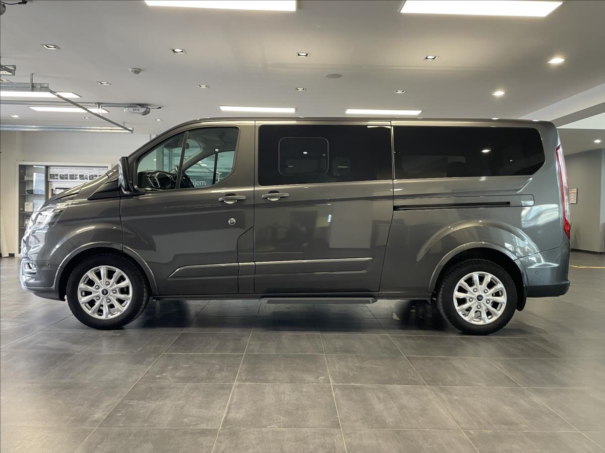 Ford Tourneo Custom MPV 2,0 l 136 kw
