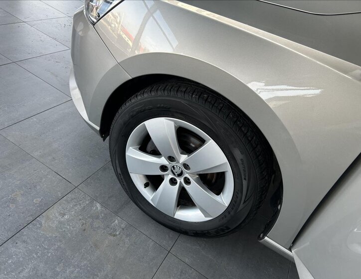 Škoda Fabia Hatchback 1,2 l 66 kw