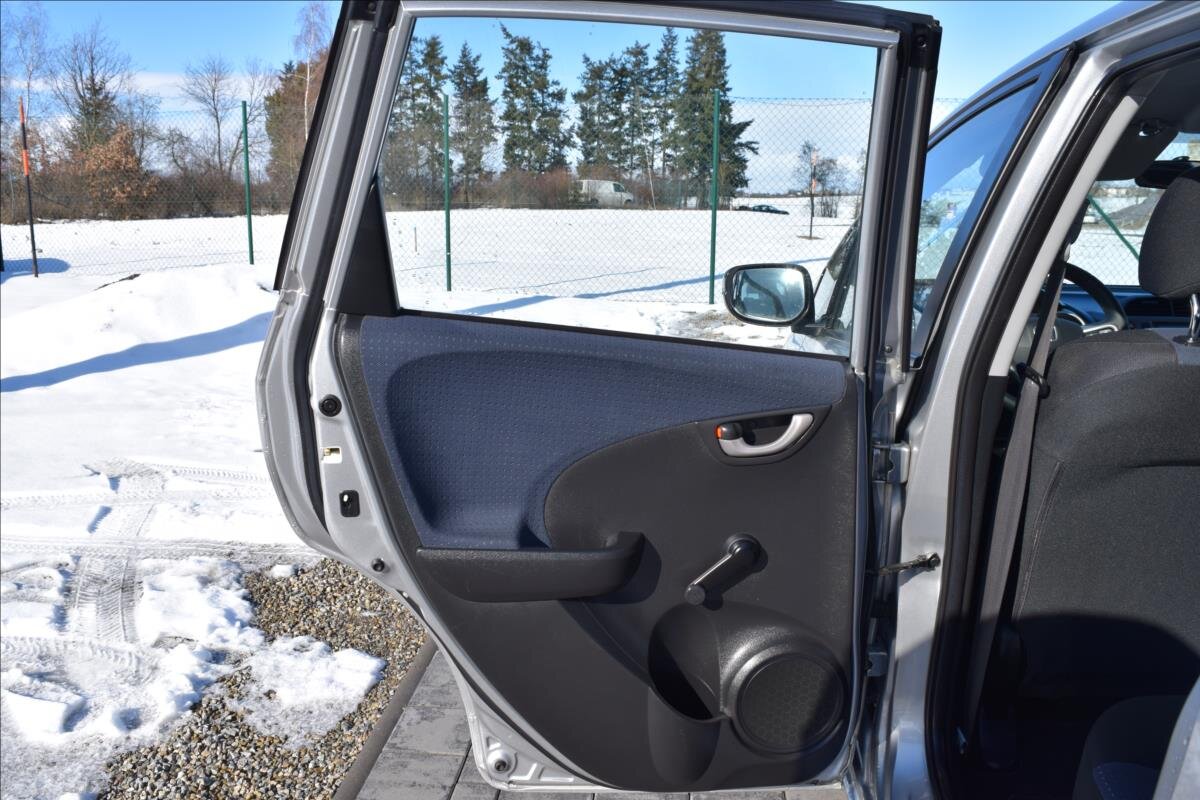 Honda Jazz Hatchback 1,2 l 66 kw