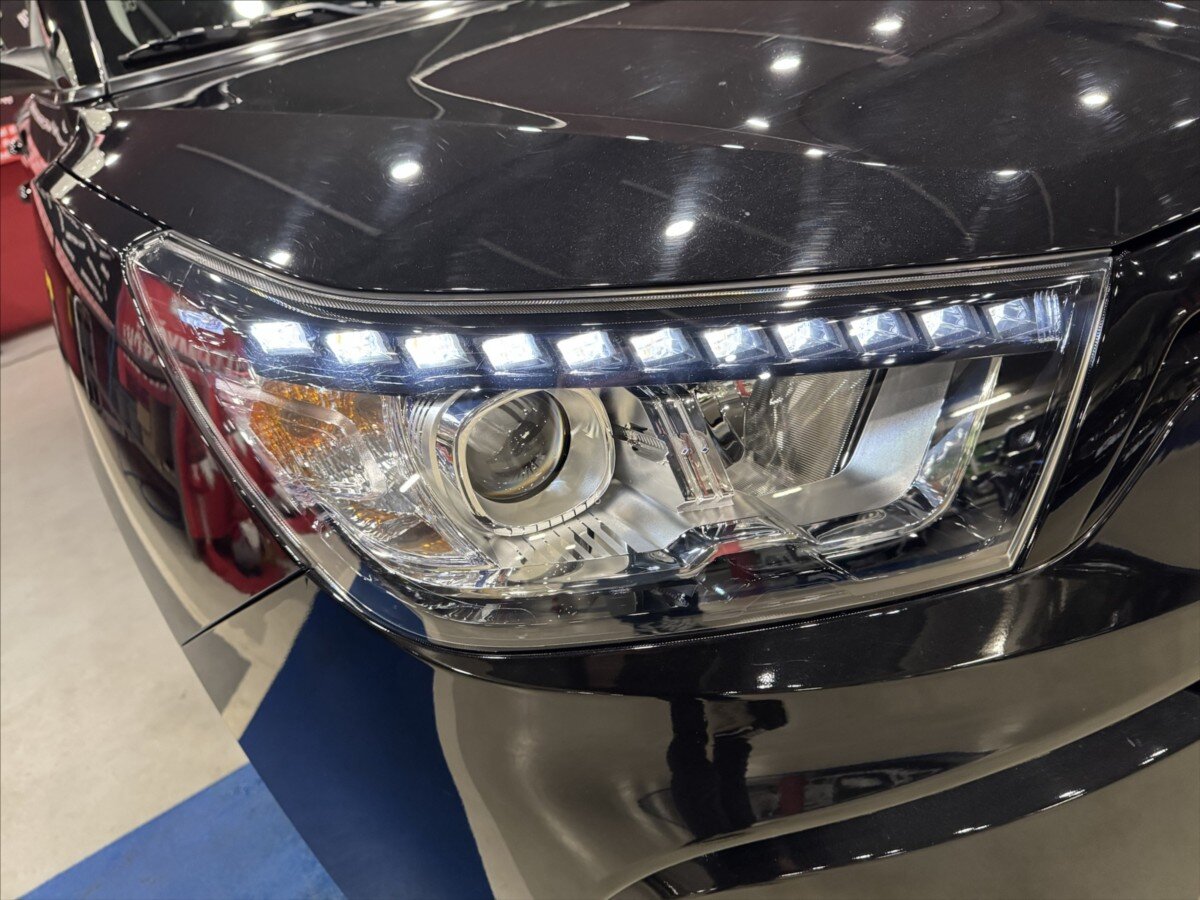 SsangYong Tivoli SUV 1,6 l 94 kw