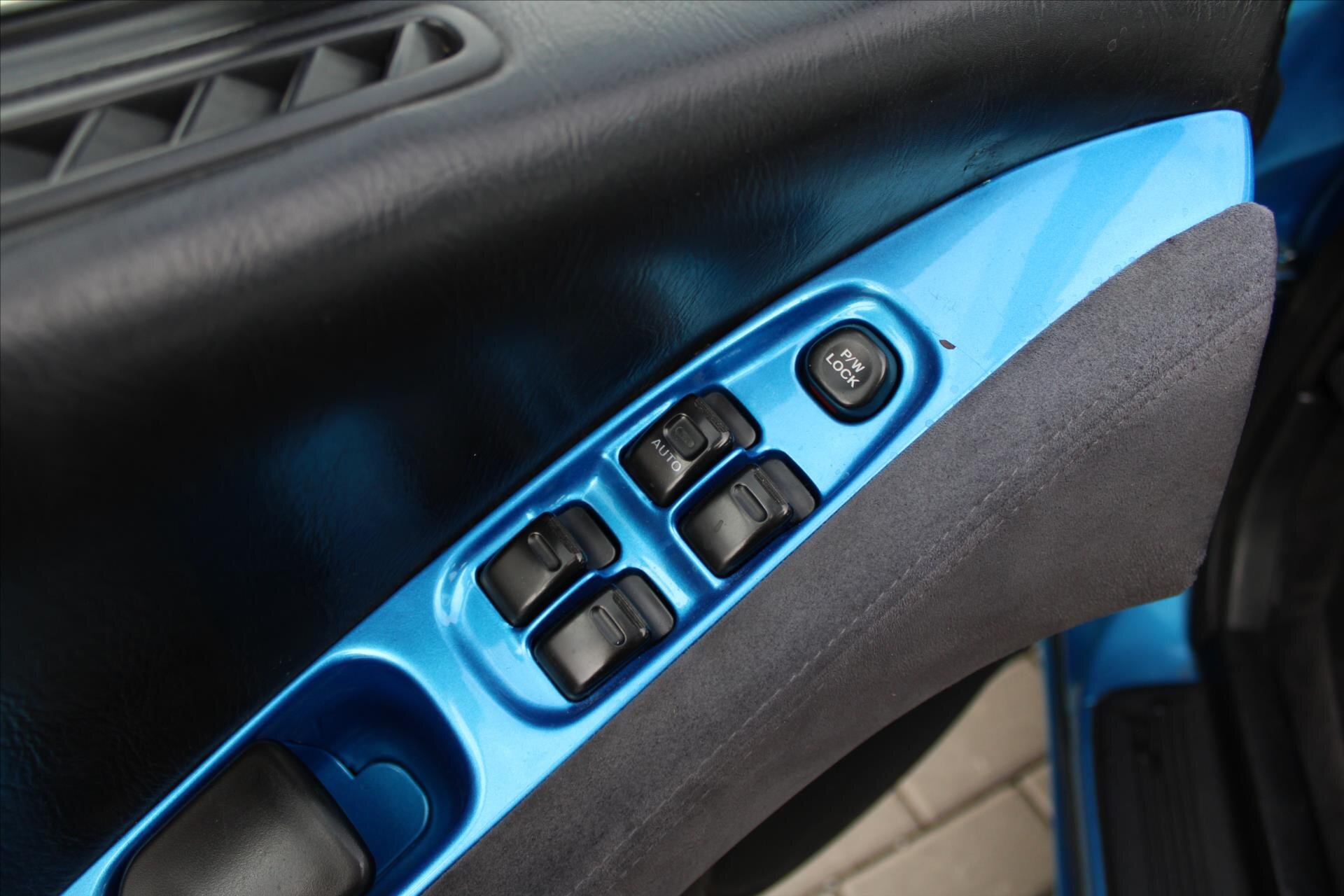 Subaru SVX Kupé 3,3 l 169 kw