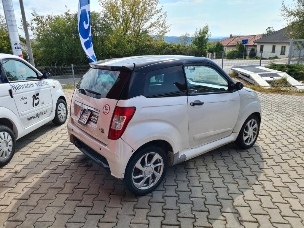 Ligier JS 50 L Hatchback 480,0 4 kw