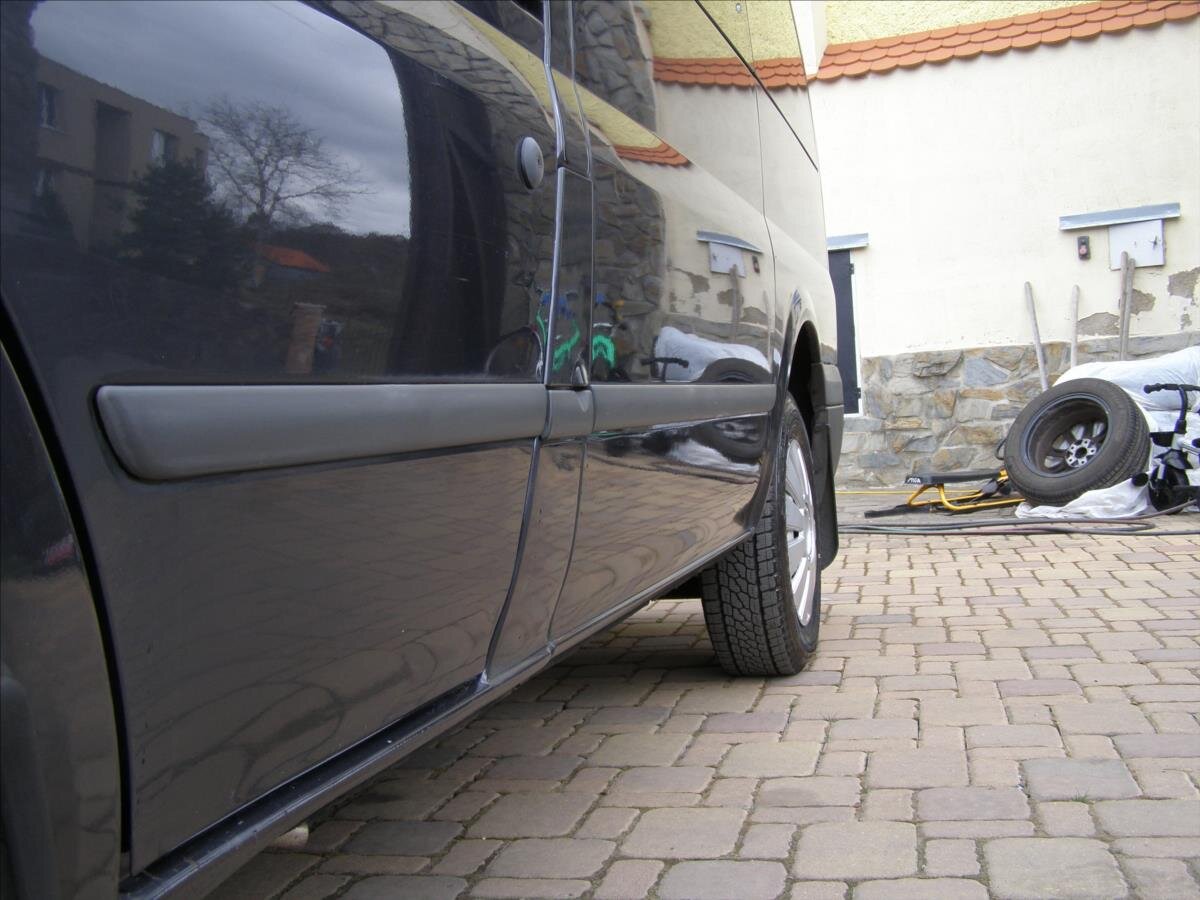 Ford Transit MPV 2,2 l 63 kw