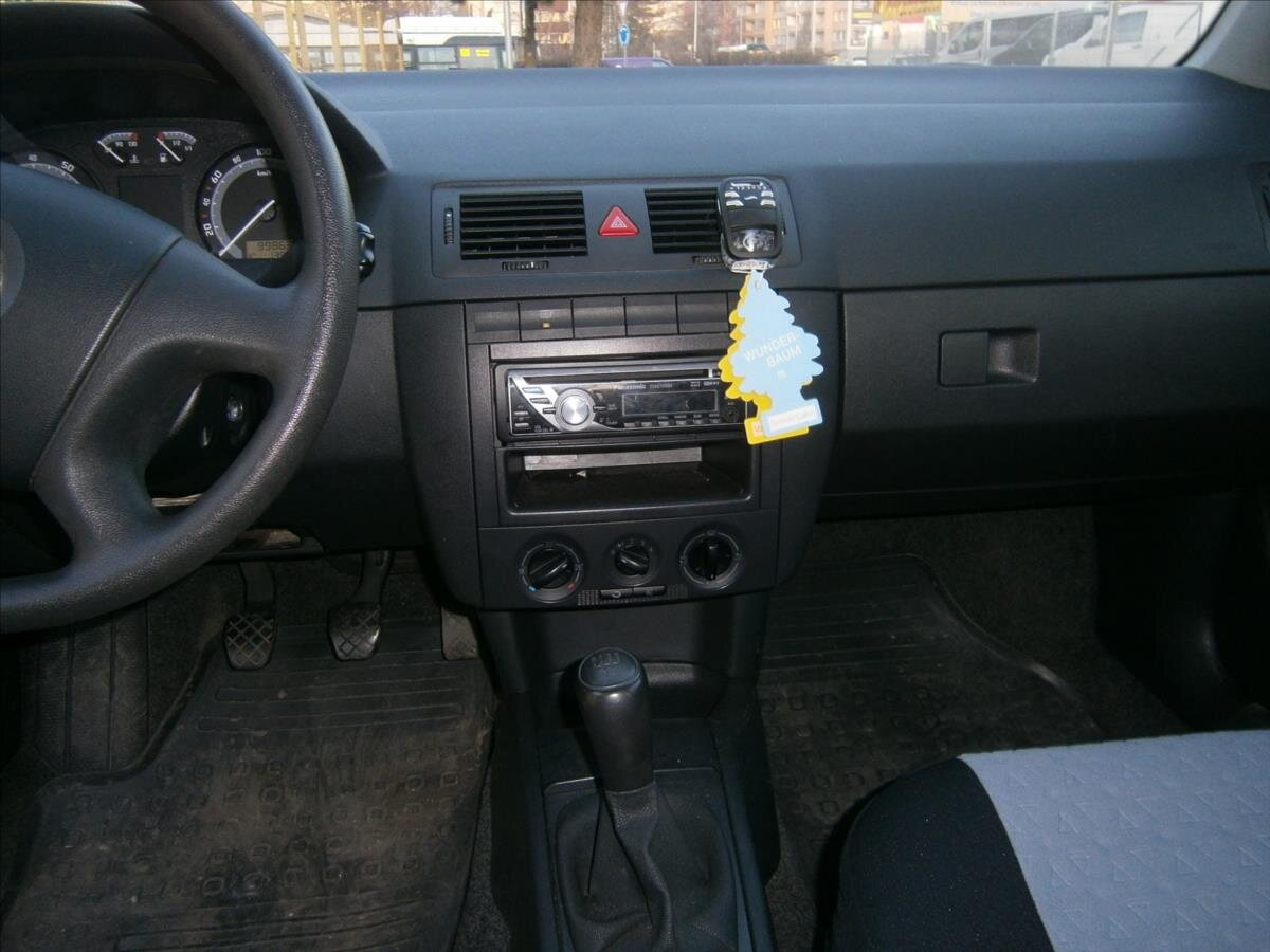 Škoda Fabia Hatchback 1,2 l 40 kw