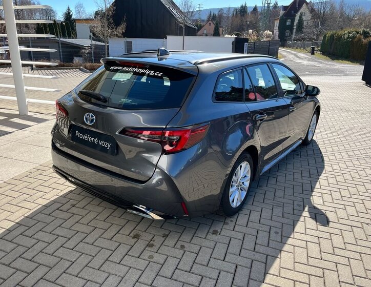 Toyota Corolla Kombi 1,8 l 72 kw