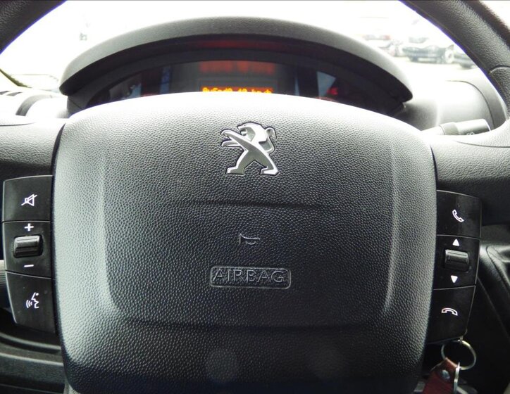 Peugeot Boxer Ostatní 2,2 l 121 kw