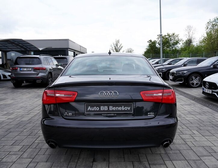 Audi A6 Sedan / Limuzína 2,8 l 150 kw