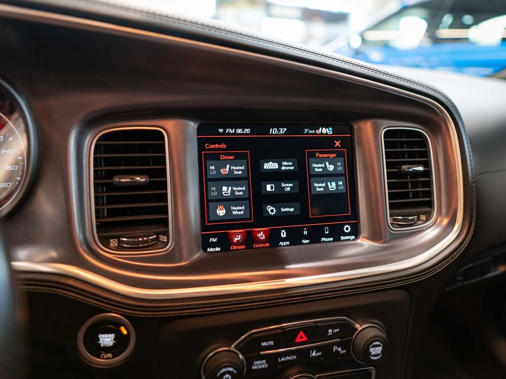 Dodge Charger Sedan / Limuzína 6,4 l 361 kw