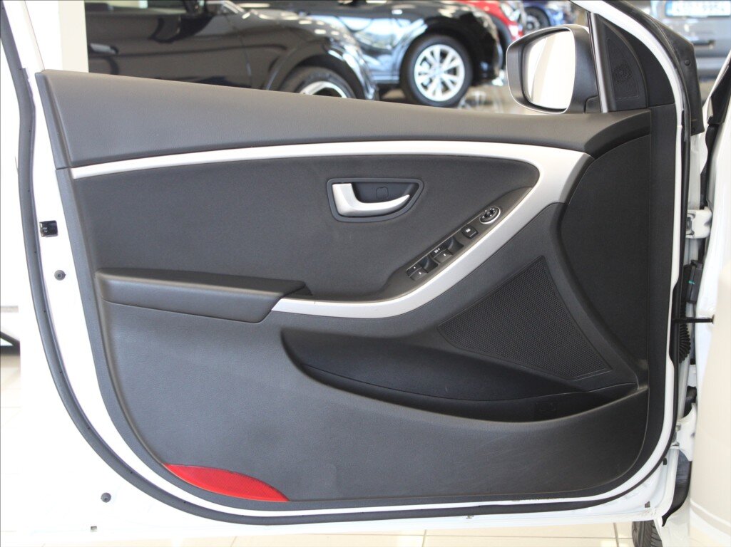 Hyundai i30 Kombi 1,6 l 99 kw