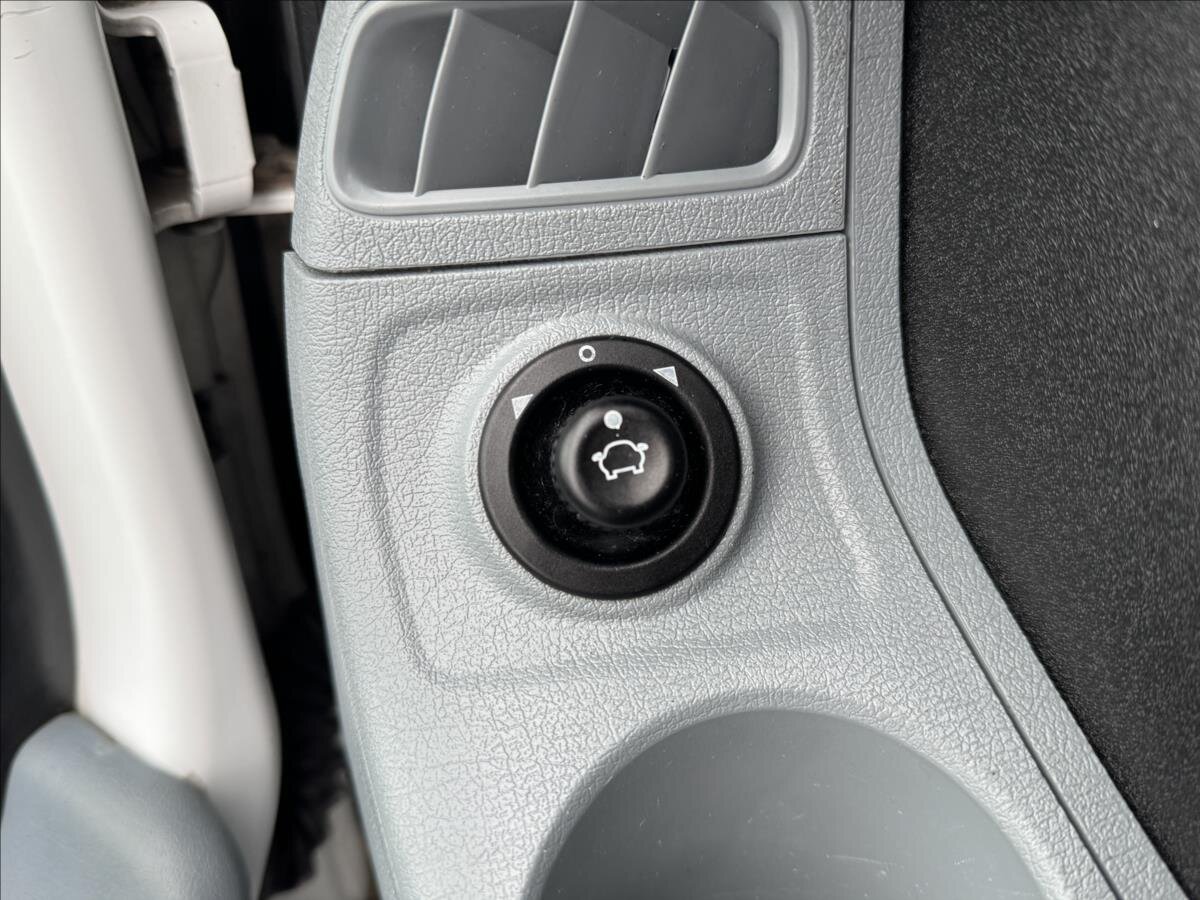 Ford Transit Skříň 2,2 l 114 kw