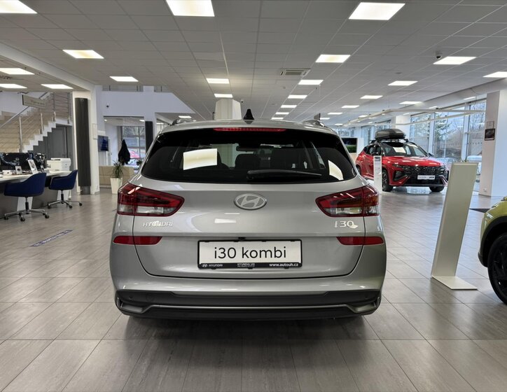 Hyundai i30 Kombi 998,0 85 kw