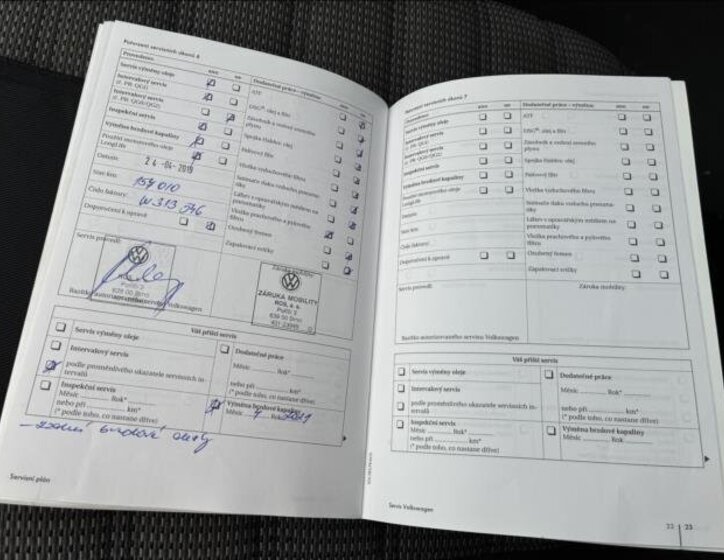 Volkswagen Passat CC Sedan 1,8 l 118 kw