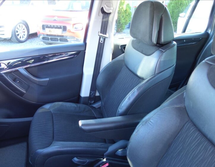 Citroën Grand C4 Picasso MPV 2,0 l 110 kw