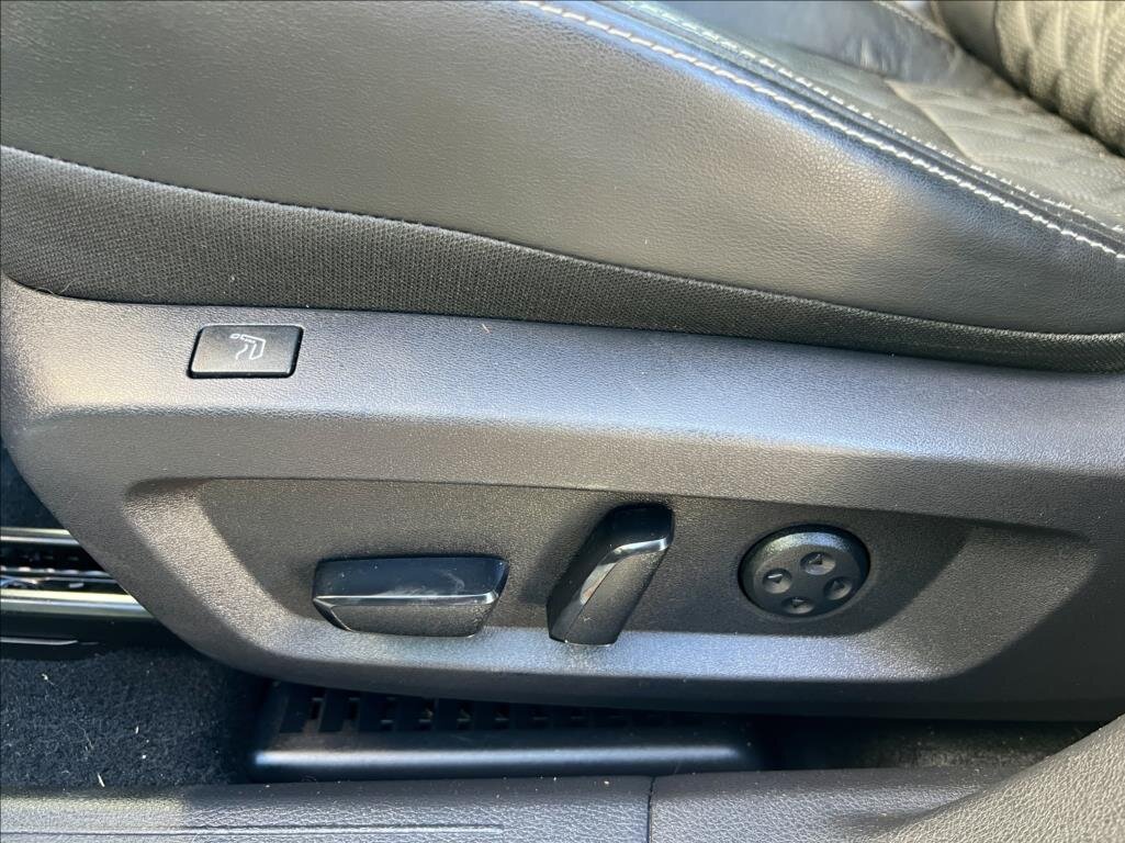 Nissan Qashqai SUV / Terénní 1,3 l 116 kw