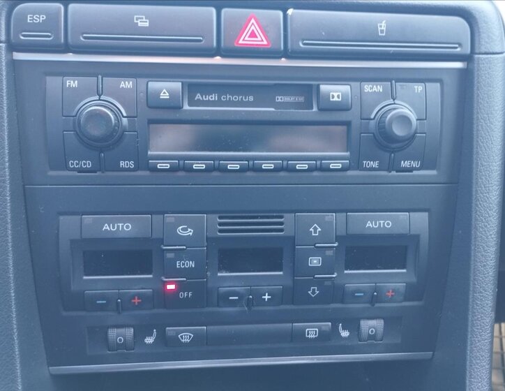 Audi A4 Sedan / Limuzína 1,8 l 120 kw