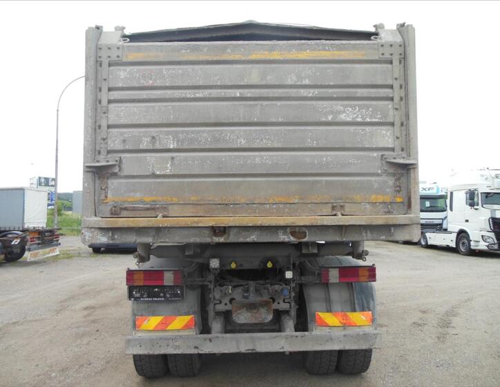 Mercedes-Benz Ostatní 12