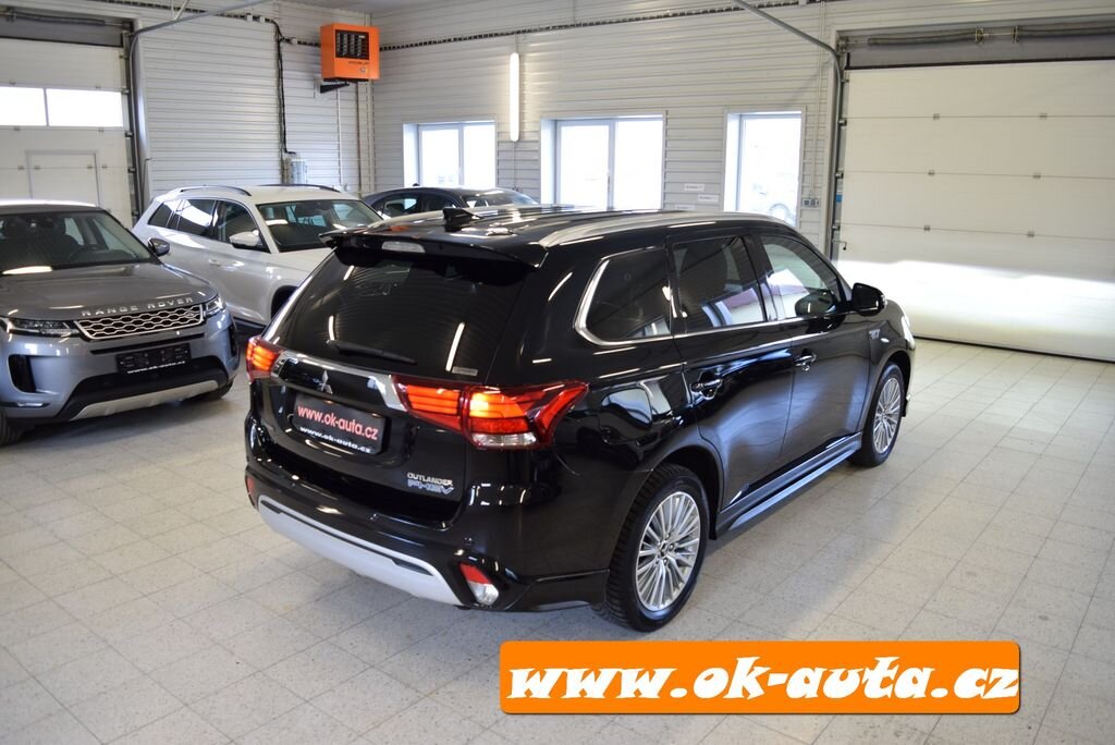 Mitsubishi Outlander SUV 0,0 0