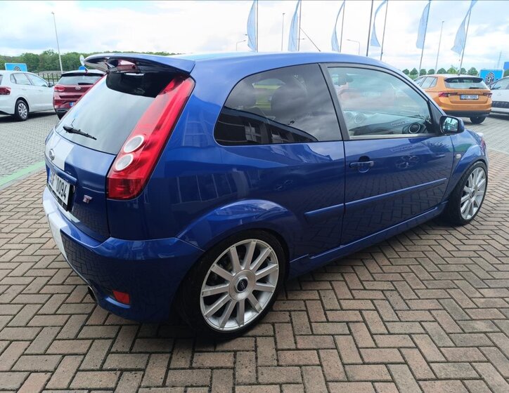 Ford Fiesta Hatchback 2,0 l 110 kw
