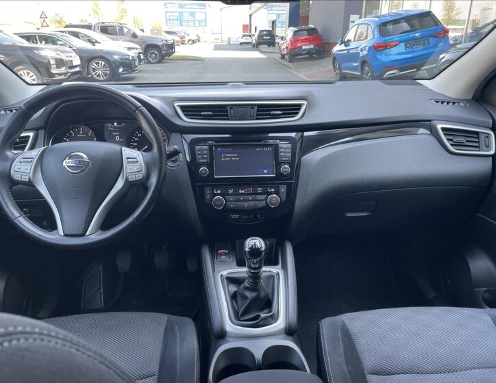 Nissan Qashqai SUV / Terénní 1,2 l 85 kw