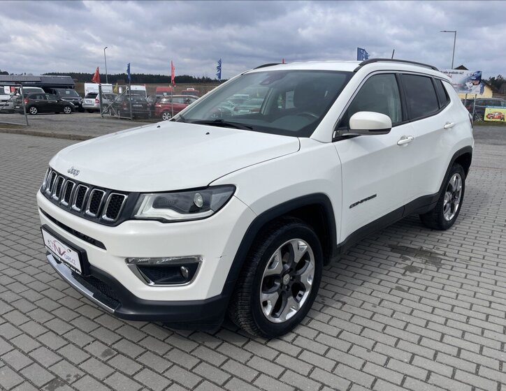 Jeep Compass SUV / Terénní 2,0 l 103 kw