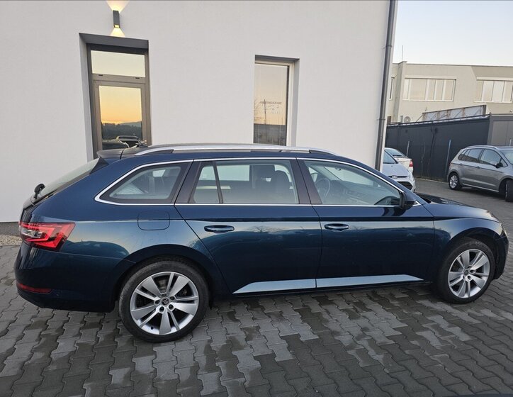 Škoda Superb Kombi 2,0 l 140 kw