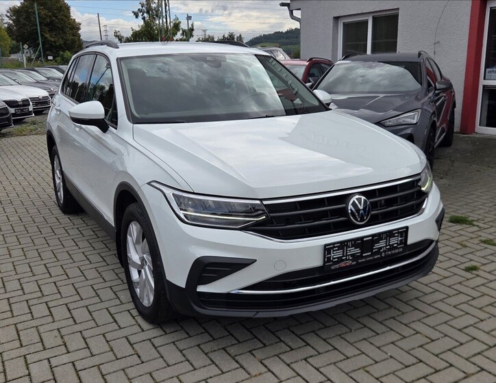 Volkswagen Tiguan SUV / Terénní 2,0 l 110 kw