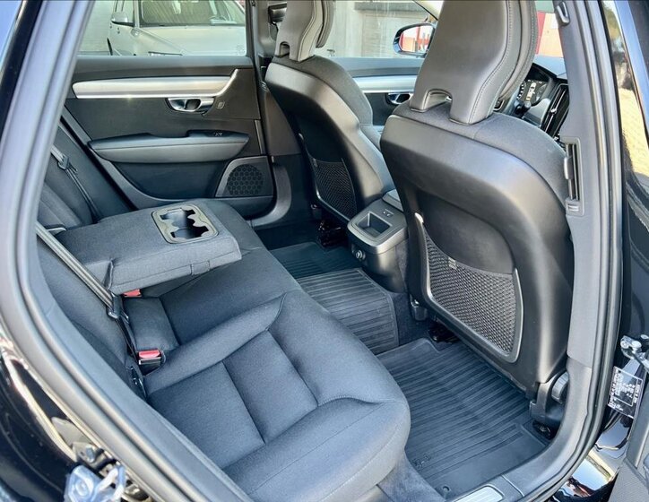 Volvo V90 Kombi 2,0 l 140 kw