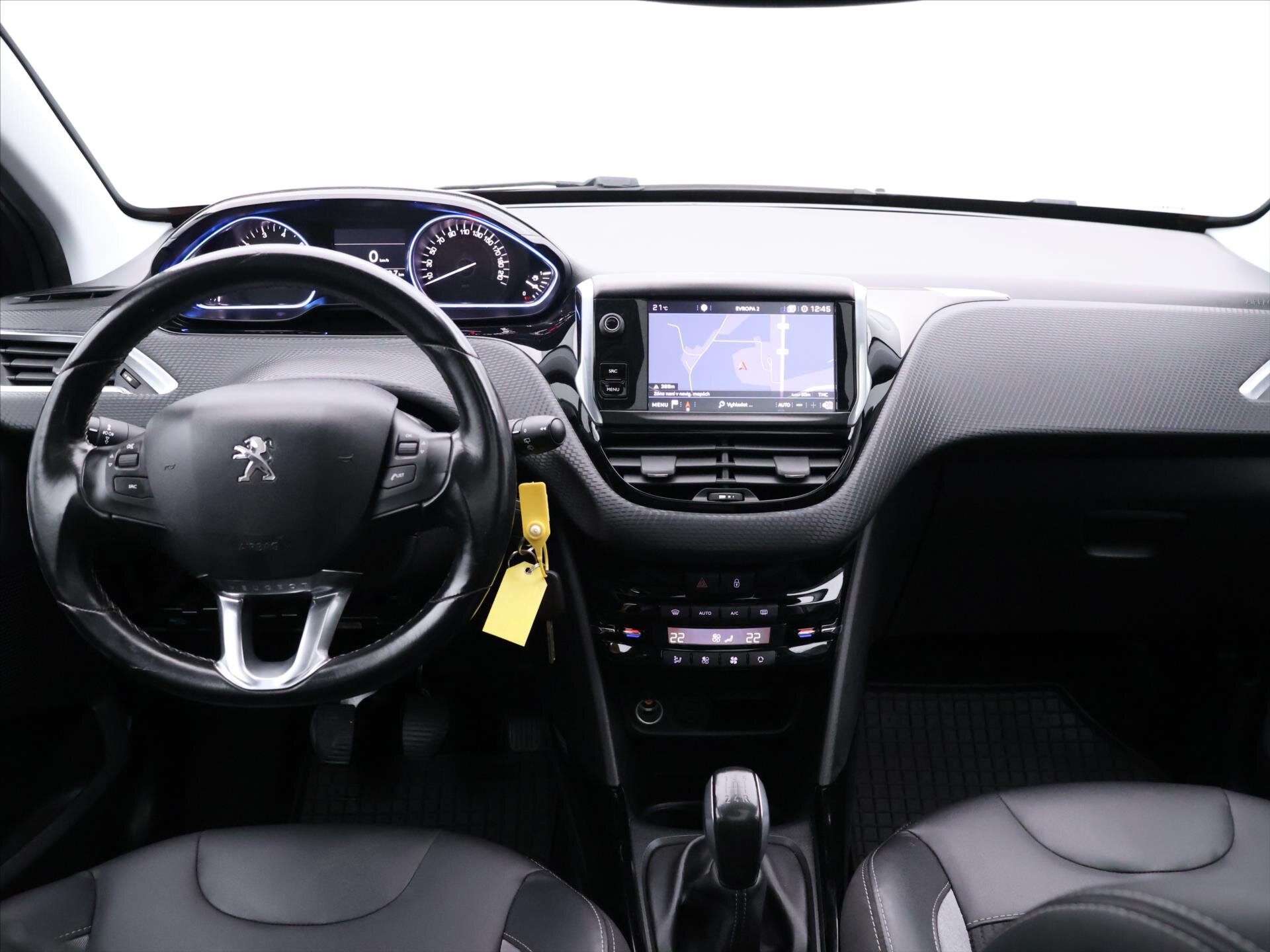 Peugeot 2008 SUV 1,2 l 81 kw