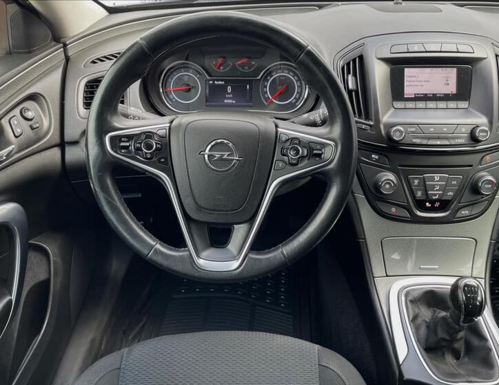 Opel Insignia 13