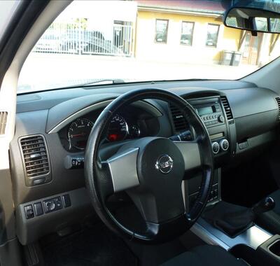 Nissan Pathfinder 11