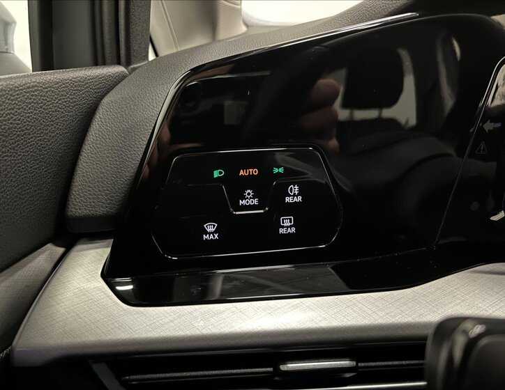 Volkswagen Golf Kombi 1,5 l 110 kw