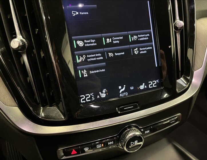 Volvo V60 Kombi 2,0 l 184 kw