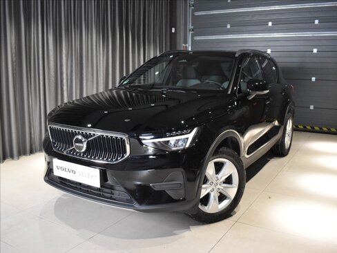 Volvo XC40 SUV 2,0 l 120 kw