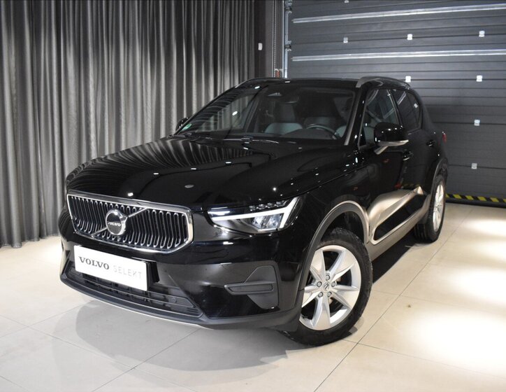 Volvo XC40 SUV / Terénní 2,0 l 120 kw