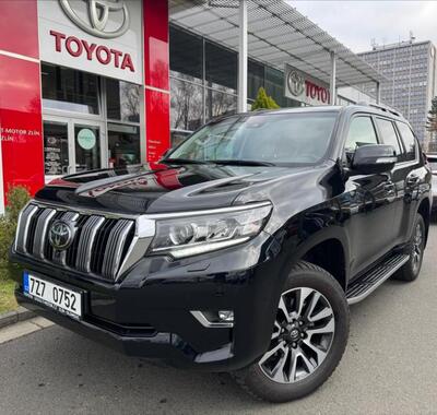 Toyota Land Cruiser 4