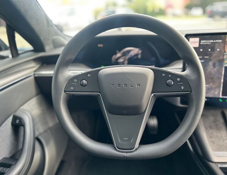 Tesla Model S Sedan / Limuzína 0,0 760 kw