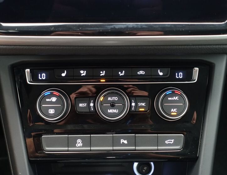 Volkswagen Touran 16