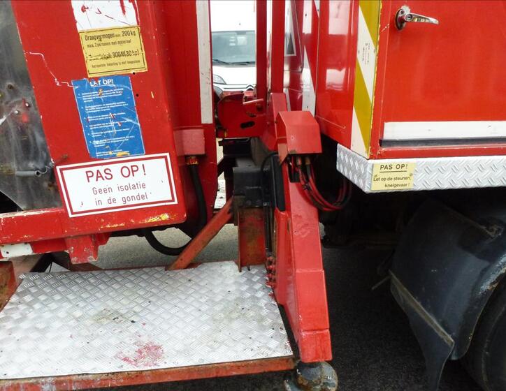 Mercedes-Benz Ostatní 24