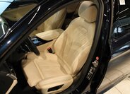 BMW Řada 5 Kombi 3,0 l 210 kw