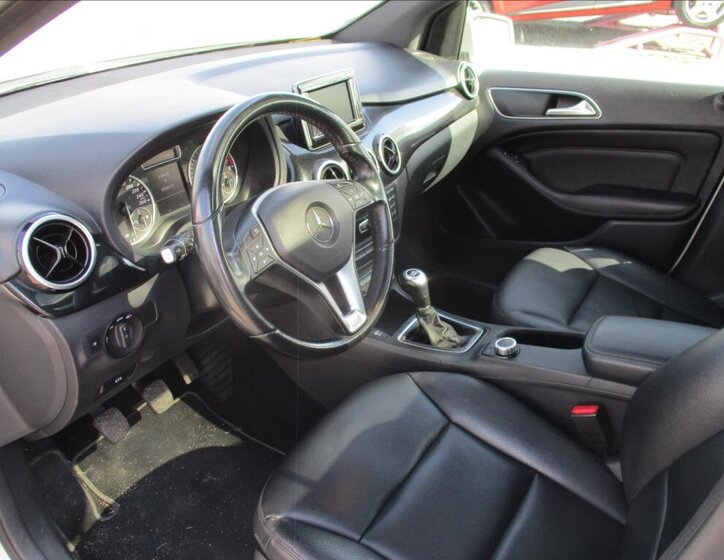 Mercedes-Benz Třídy B Kombi 1,5 l 80 kw