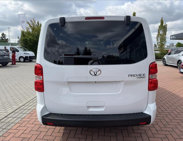 Toyota ProAce Verso 6