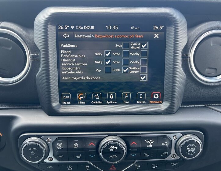 Jeep Wrangler SUV / Terénní 2,0 l 200 kw