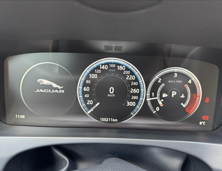 Jaguar F-Pace SUV 2,0 l 132 kw