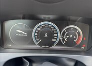 Jaguar F-Pace SUV 2,0 l 132 kw