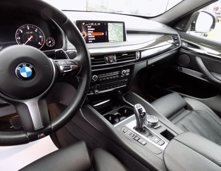 BMW X6 26