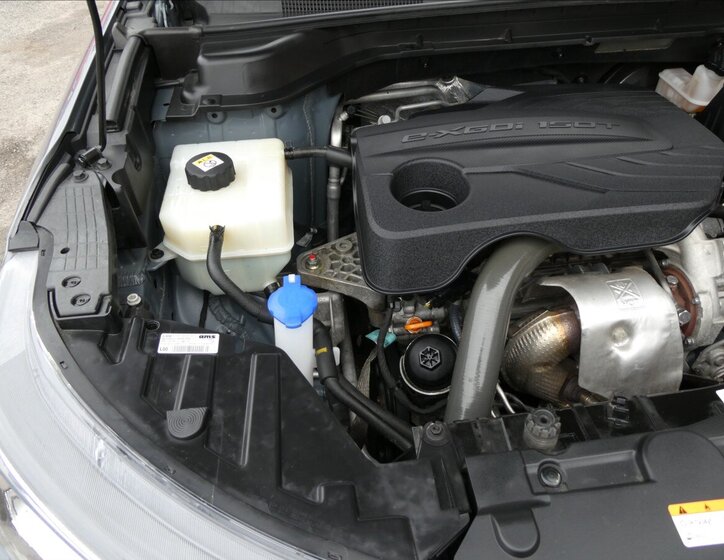 SsangYong Korando SUV / Terénní 1,5 l 120 kw